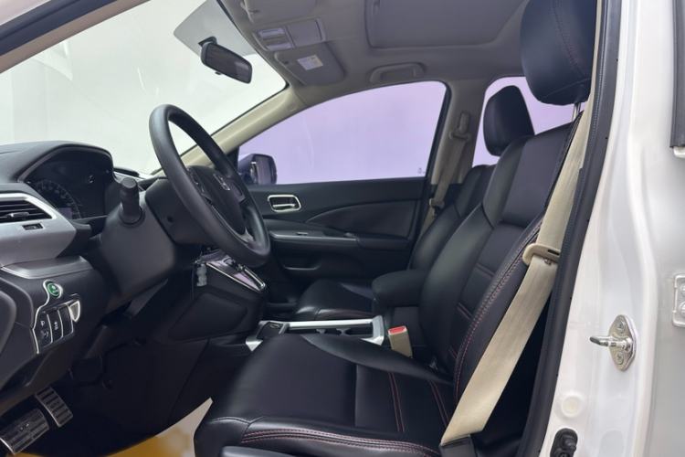 Used Honda CR-V 2016 2.0L two-wheel drive Urban Edition Left Front Seat