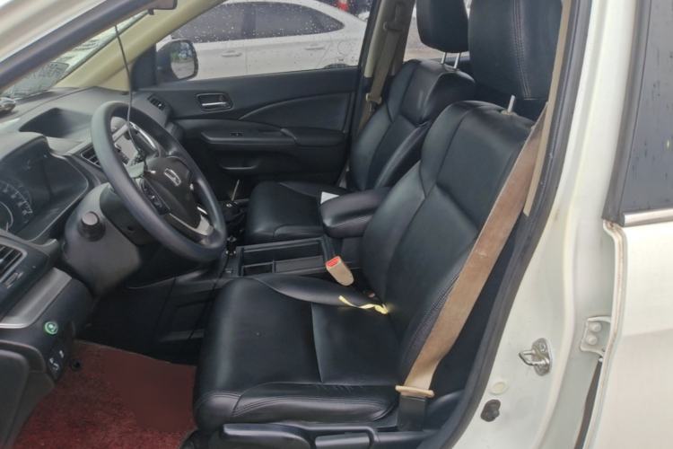 Used Honda CR-V 2016 2.0L two-wheel drive Urban Edition Left Front Seat