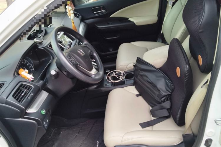 Used Honda CR-V 2016 2.0L two-wheel drive Urban Edition Left Front Seat