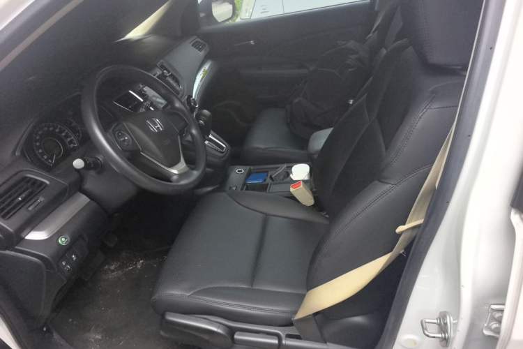 Used Honda CR-V 2016 2.0L two-wheel drive Urban Edition Left Front Seat