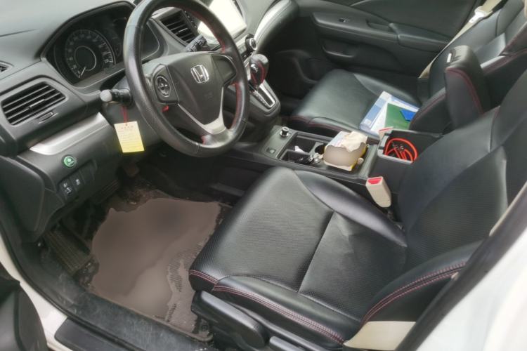 Used Honda CR-V 2016 2.0L Two-Wheel Drive Classic Edition Left Front Seat