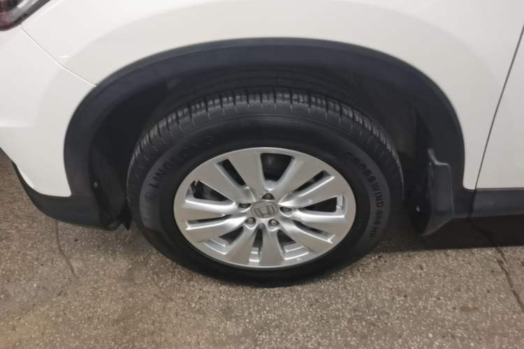 Used Honda CR-V 2016 2.0L Two-Wheel Drive Classic Edition Left Front Wheel Hub