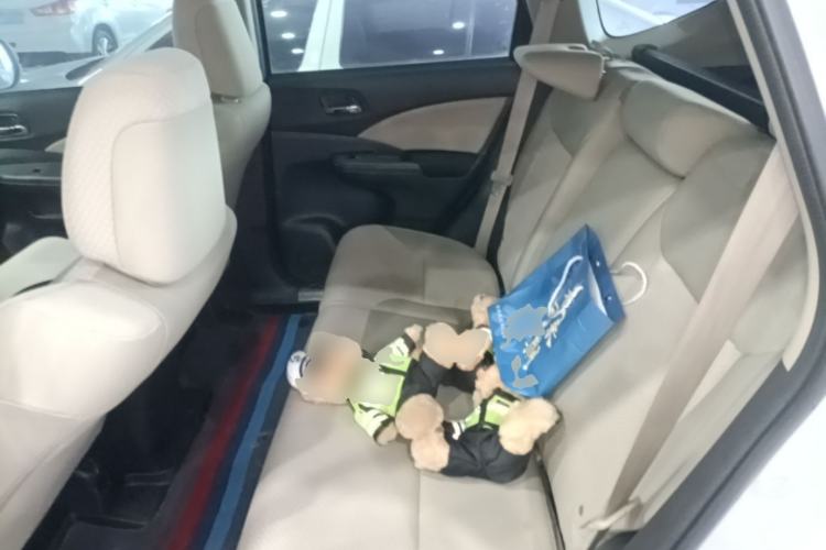 Used Honda CR-V 2016 2.0L Two-Wheel Drive Classic Edition Left Rear Seat