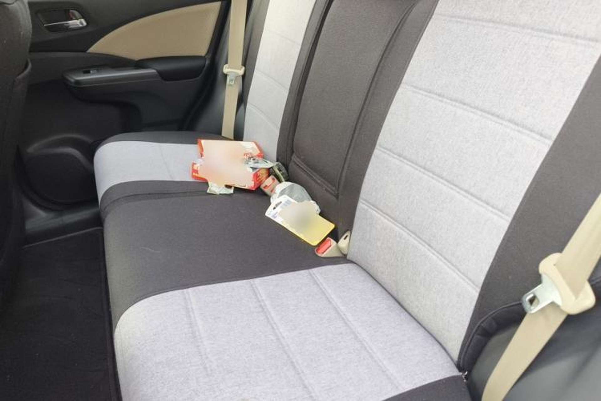 Used Honda CR-V 2016 2.0L two-wheel drive Urban Edition Left Rear Seat