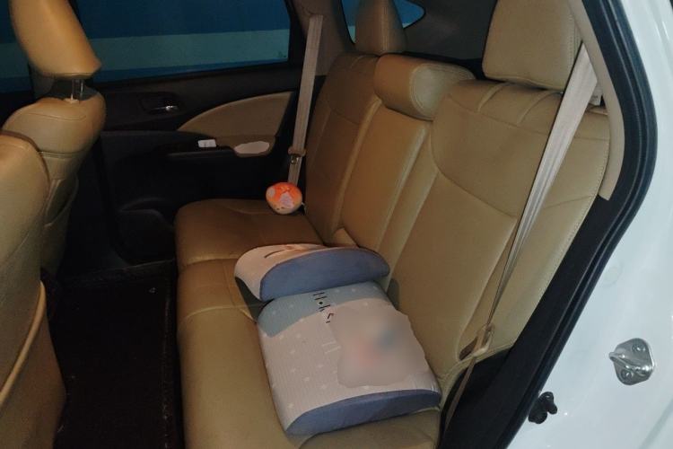 Used Honda CR-V 2016 2.0L Two-Wheel Drive Classic Edition Left Rear Seat