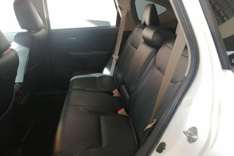 Used Honda CR-V 2016 2.0L Two-Wheel Drive Classic Edition Left Rear Seat