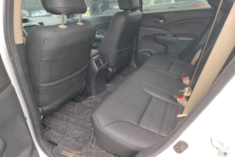 Used Honda CR-V 2016 2.0L Two-Wheel Drive Classic Edition Left Rear Seat