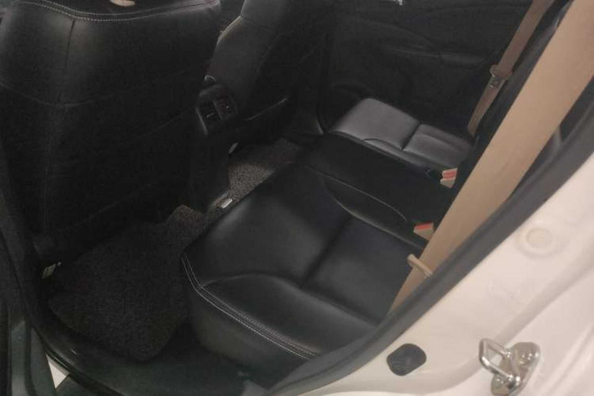 Used Honda CR-V 2016 2.0L two-wheel drive Urban Edition Left Rear Seat