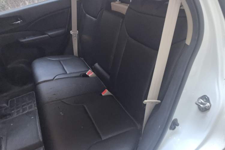 Used Honda CR-V 2016 2.0L Two-Wheel Drive Classic Edition Left Rear Seat