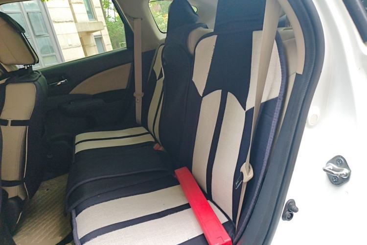 Used Honda CR-V 2016 2.0L Two-Wheel Drive Classic Edition Left Rear Seat