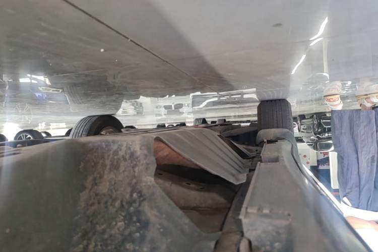Used Honda CR-V 2016 2.0L two-wheel drive Urban Edition Left Side Sill