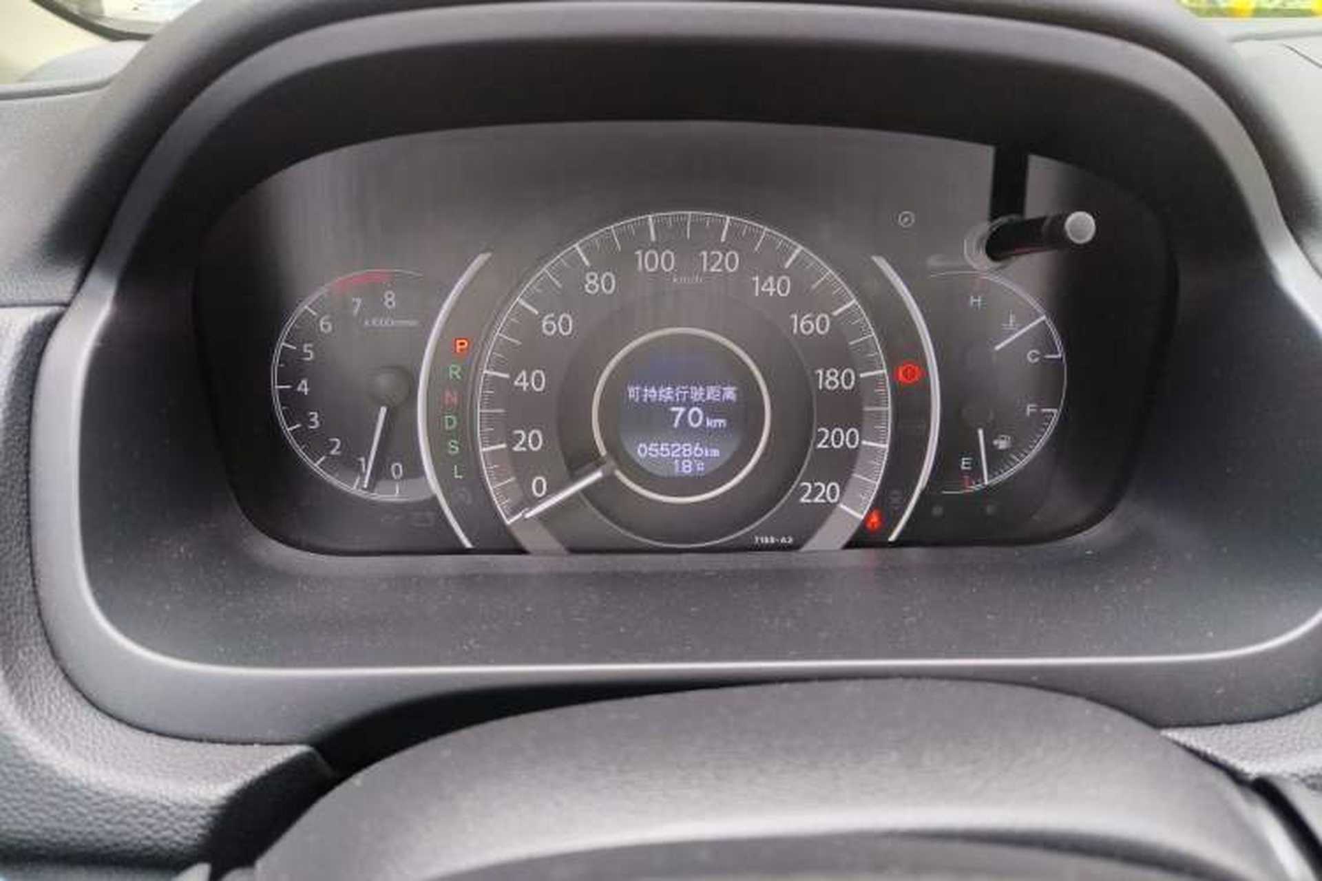 Used Honda CR-V 2016 2.0L Two-Wheel Drive Classic Edition Odometer Close Up