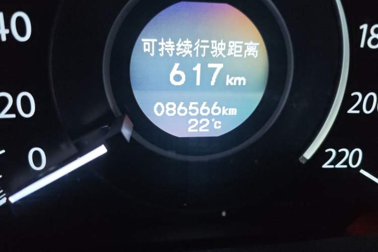 Used Honda CR-V 2016 2.0L Two-Wheel Drive Classic Edition Odometer Close Up