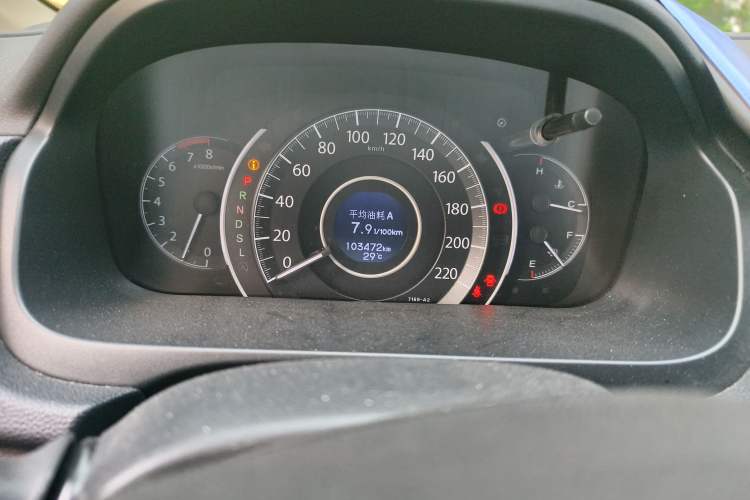 Used Honda CR-V 2016 2.0L Two-Wheel Drive Classic Edition Odometer Close Up