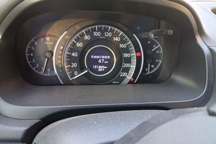 Used Honda CR-V 2016 2.0L Two-Wheel Drive Classic Edition Odometer Close Up