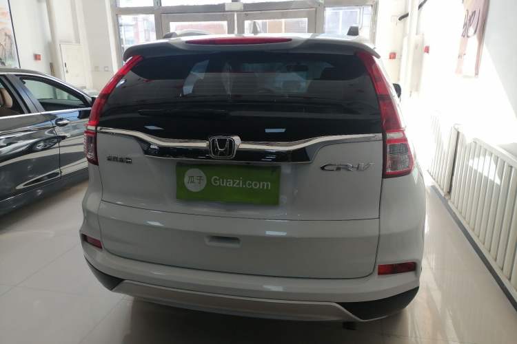 Used Honda CR-V 2016 2.0L Two-Wheel Drive Classic Edition Rear