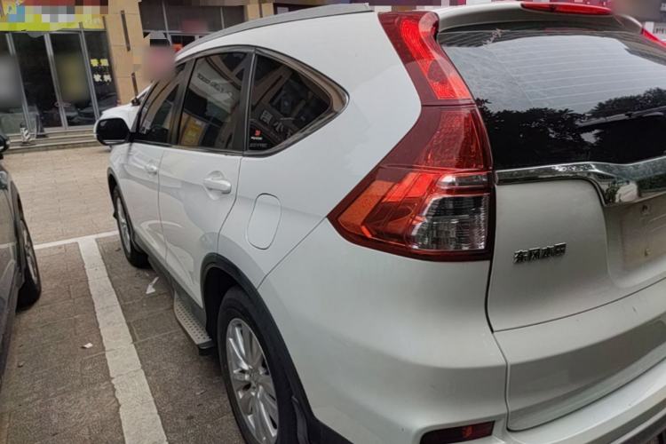 Used Honda CR-V 2016 2.0L Two-Wheel Drive Classic Edition Rear Left 45 Deg