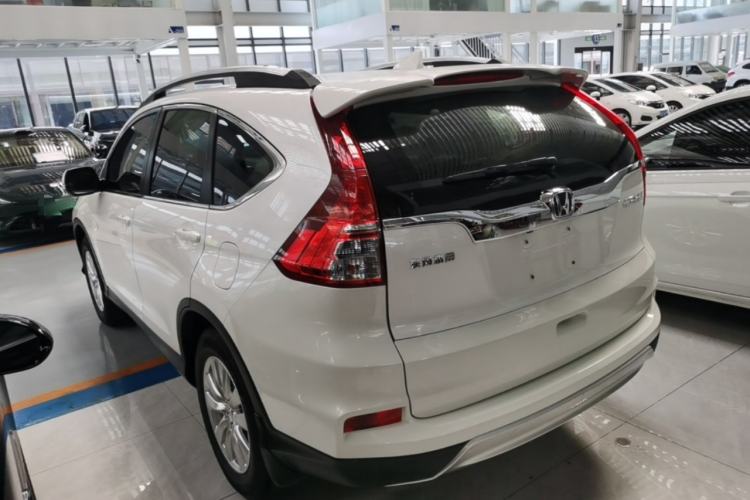 Used Honda CR-V 2016 2.0L two-wheel drive Urban Edition Rear Left 45 Deg