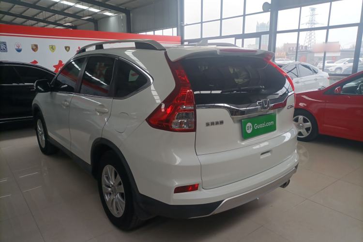 Used Honda CR-V 2016 2.0L two-wheel drive Urban Edition Rear Left 45 Deg