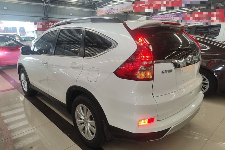 Used Honda CR-V 2016 2.0L Two-Wheel Drive Classic Edition Rear Left 45 Deg