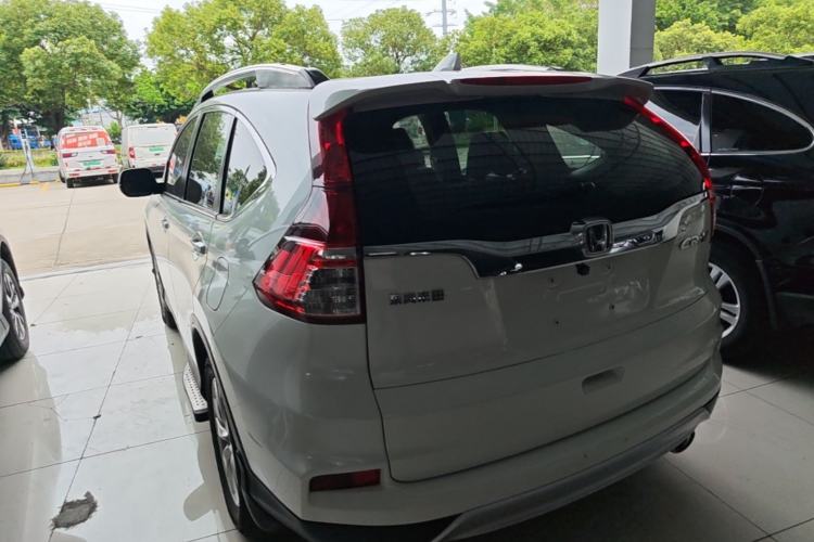 Used Honda CR-V 2016 2.0L Two-Wheel Drive Classic Edition Rear Left 45 Deg