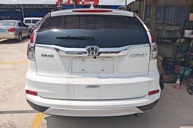 Used Honda CR-V 2016 2.0L Two-Wheel Drive Classic Edition Rear