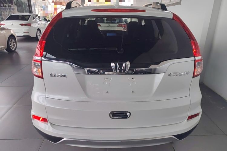 Used Honda CR-V 2016 2.0L two-wheel drive Urban Edition Rear