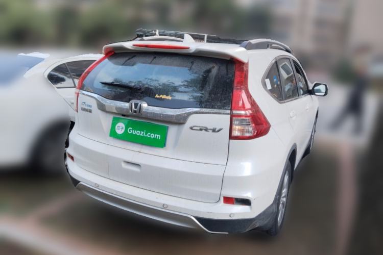 Used Honda CR-V 2016 2.0L two-wheel drive Urban Edition Rear Right 45 Deg