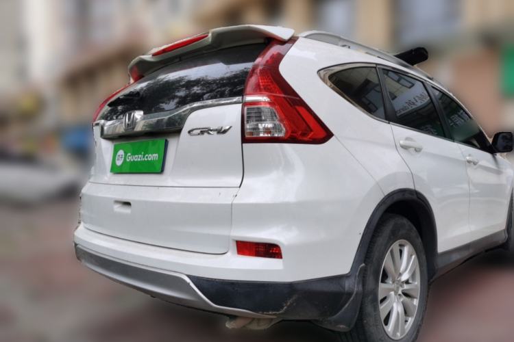 Used Honda CR-V 2016 2.0L two-wheel drive Urban Edition Rear Right 45 Deg