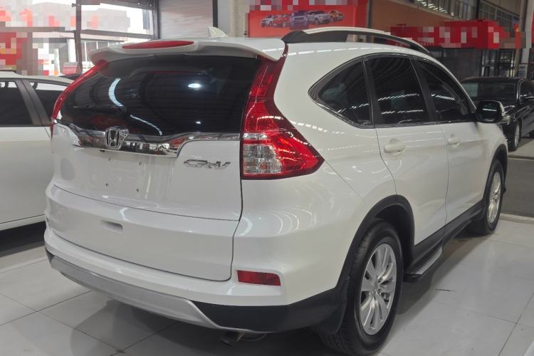 Used Honda CR-V 2016 2.0L two-wheel drive Urban Edition Rear Right 45 Deg