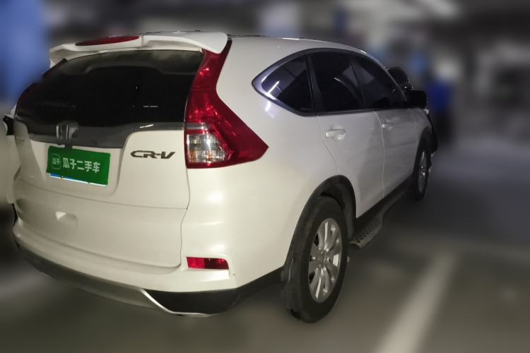 Used Honda CR-V 2016 2.0L two-wheel drive Urban Edition Rear Right 45 Deg