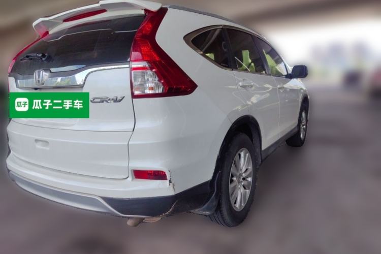 Used Honda CR-V 2016 2.0L two-wheel drive Urban Edition Rear Right 45 Deg