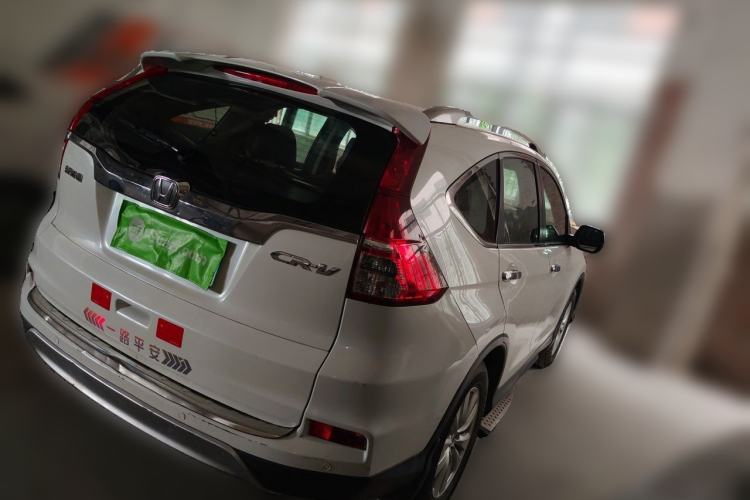 Used Honda CR-V 2016 2.0L Two-Wheel Drive Classic Edition Rear Right 45 Deg