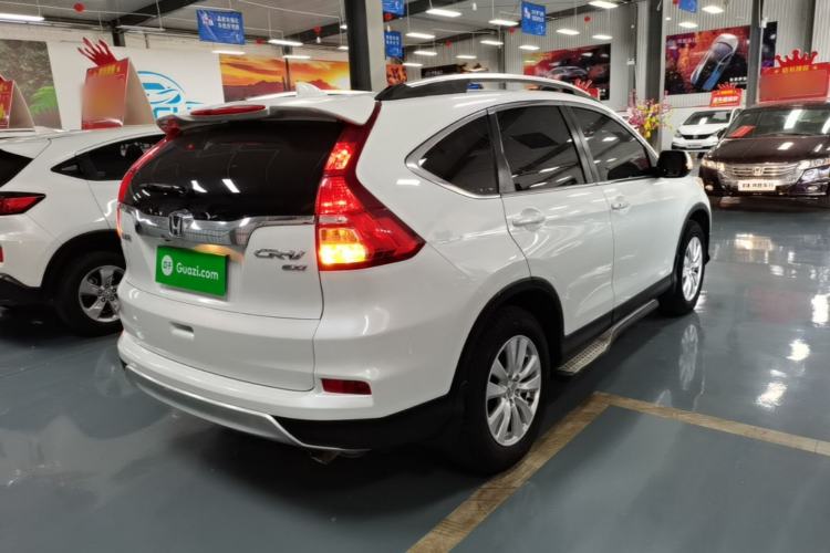 Used Honda CR-V 2016 2.0L two-wheel drive Urban Edition Rear Right 45 Deg