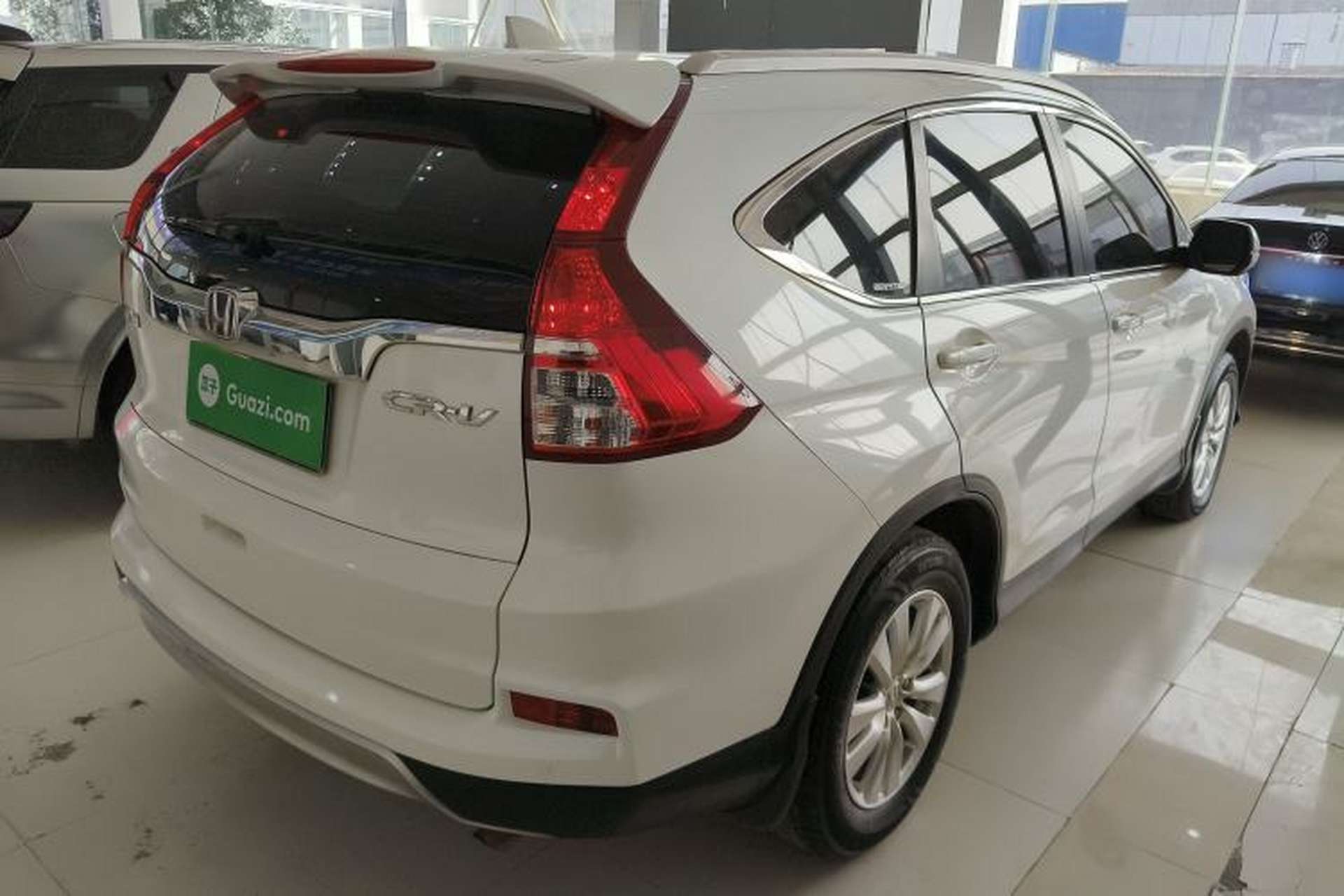 Used Honda CR-V 2016 2.0L two-wheel drive Urban Edition Rear Right 45 Deg
