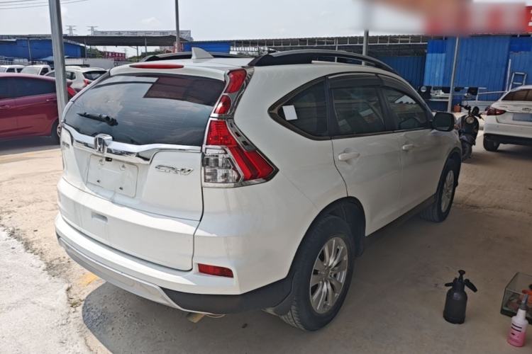 Used Honda CR-V 2016 2.0L Two-Wheel Drive Classic Edition Rear Right 45 Deg