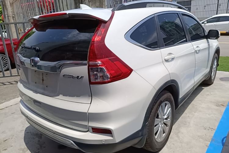 Used Honda CR-V 2016 2.0L two-wheel drive Urban Edition Rear Right 45 Deg