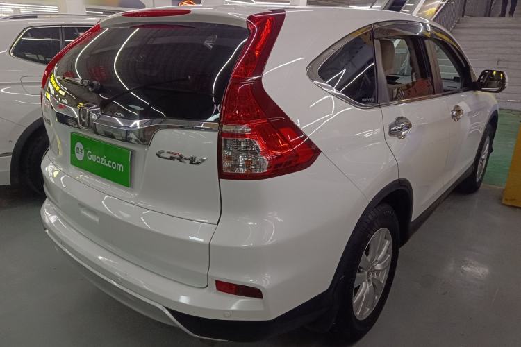 Used Honda CR-V 2016 2.0L two-wheel drive Urban Edition Rear Right 45 Deg