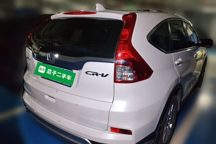 Used Honda CR-V 2016 2.0L two-wheel drive Urban Edition Rear Right 45 Deg