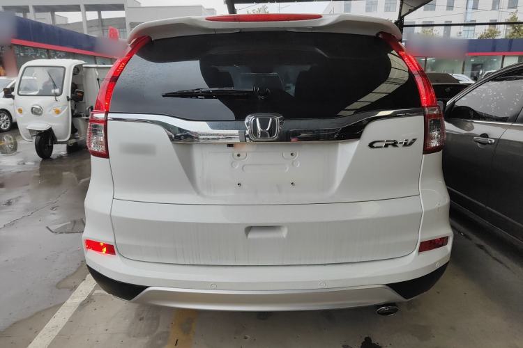 Used Honda CR-V 2016 2.0L two-wheel drive Urban Edition Rear