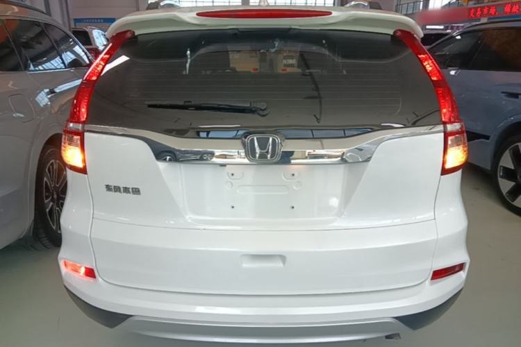 Used Honda CR-V 2016 2.0L two-wheel drive Urban Edition Rear