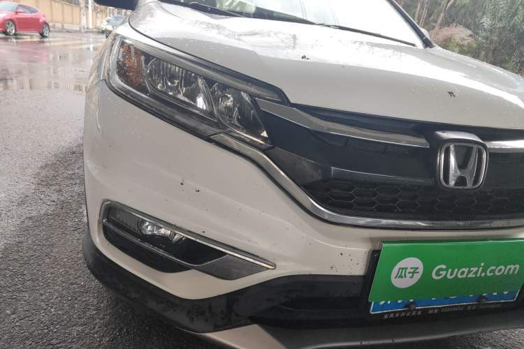 Used Honda CR-V 2016 2.0L Two-Wheel Drive Classic Edition Right Front Headlight