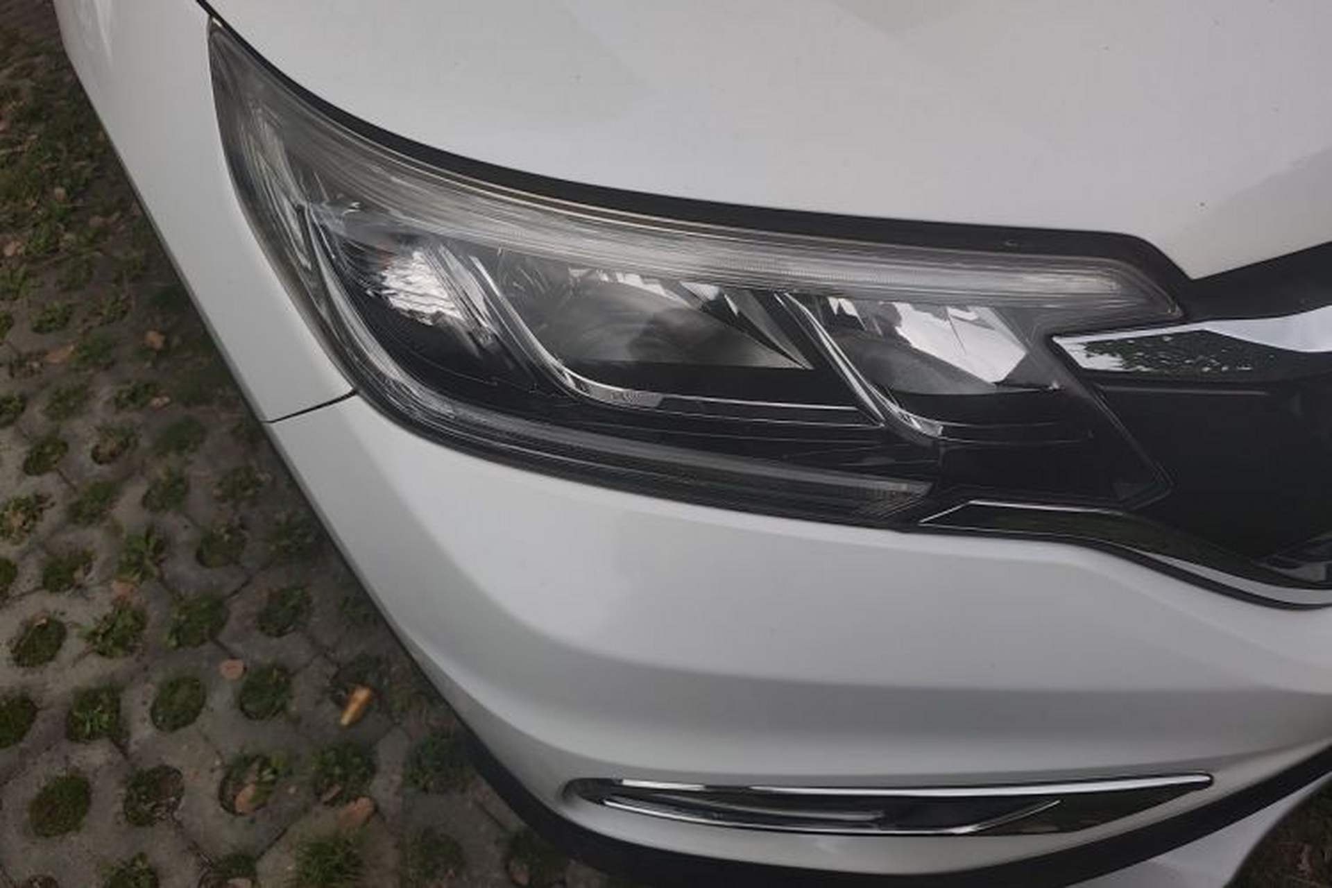 Used Honda CR-V 2016 2.0L Two-Wheel Drive Classic Edition Right Front Headlight