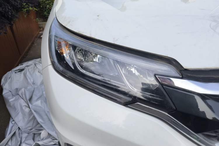 Used Honda CR-V 2016 2.0L two-wheel drive Urban Edition Right Front Headlight