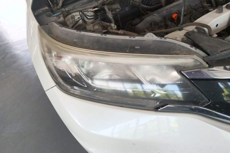 Used Honda CR-V 2016 2.0L two-wheel drive Urban Edition Right Front Headlight