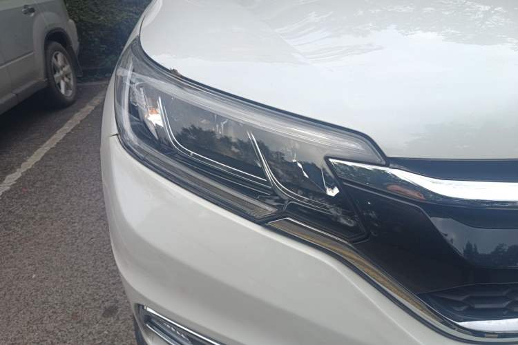 Used Honda CR-V 2016 2.0L two-wheel drive Urban Edition Right Front Headlight