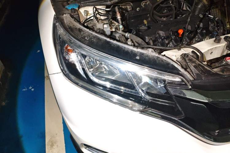 Used Honda CR-V 2016 2.0L two-wheel drive Urban Edition Right Front Headlight