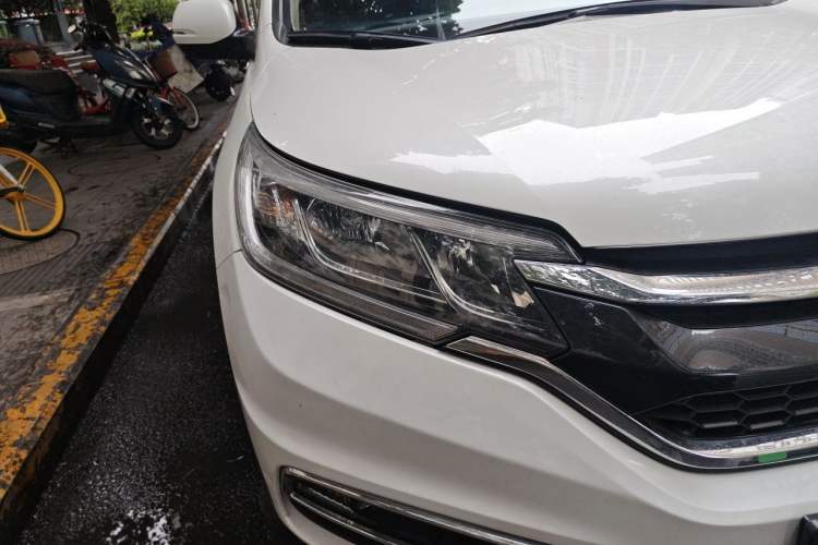 Used Honda CR-V 2016 2.0L two-wheel drive Urban Edition Right Front Headlight