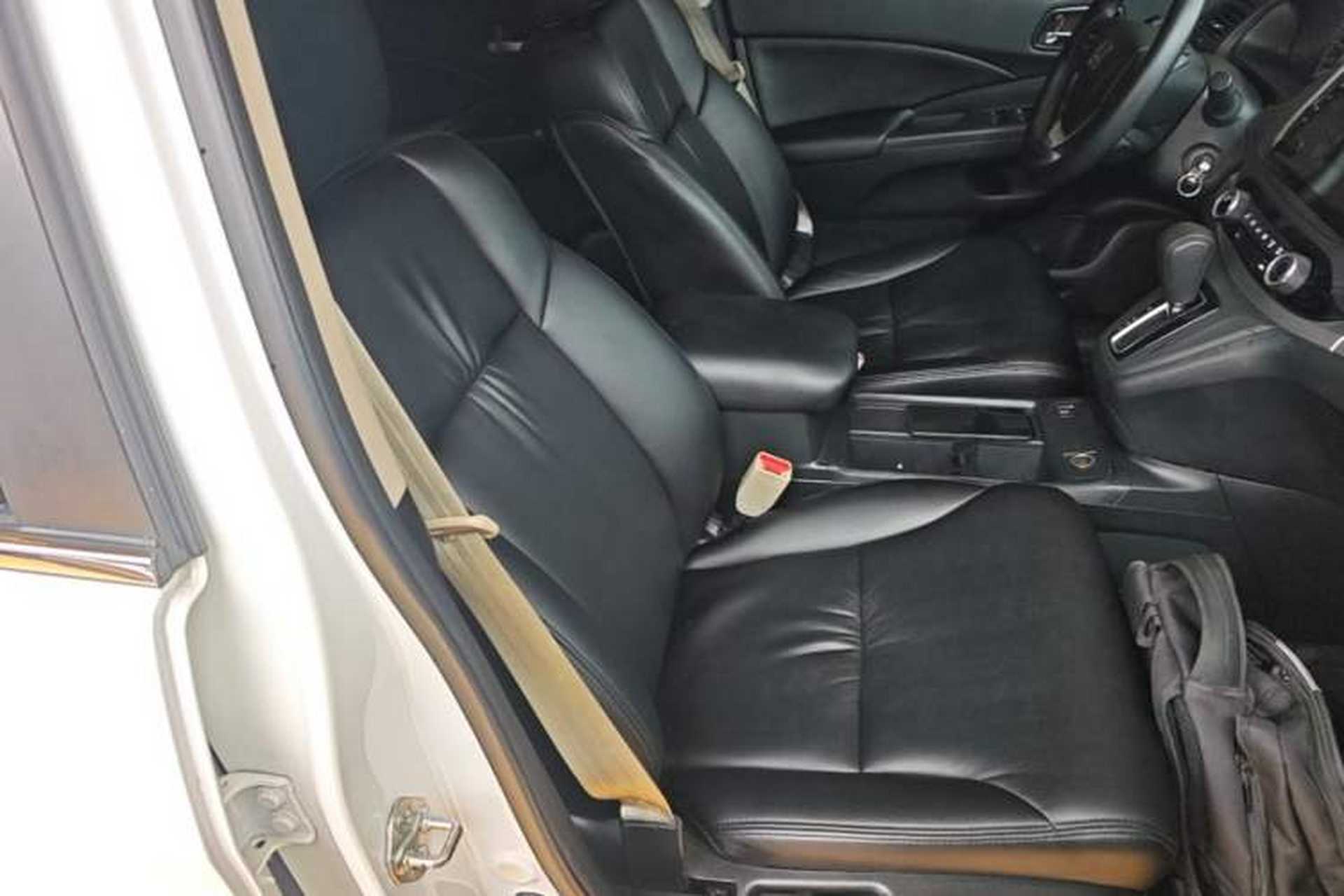 Used Honda CR-V 2016 2.0L two-wheel drive Urban Edition Right Front Seat