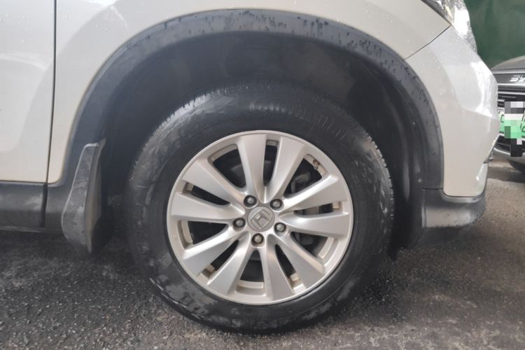 Used Honda CR-V 2016 2.0L Two-Wheel Drive Classic Edition Right Front Wheel Hub